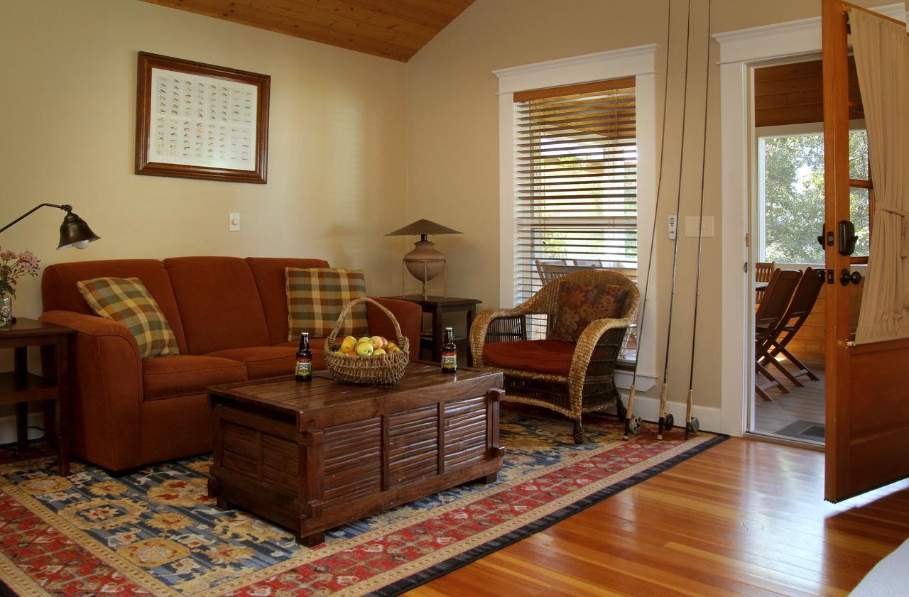 Coho Cottages Willow Creek Εξωτερικό φωτογραφία